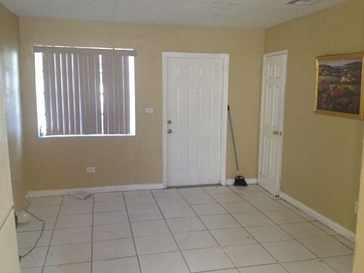 3rd image of 2316 NW 14th Ct
