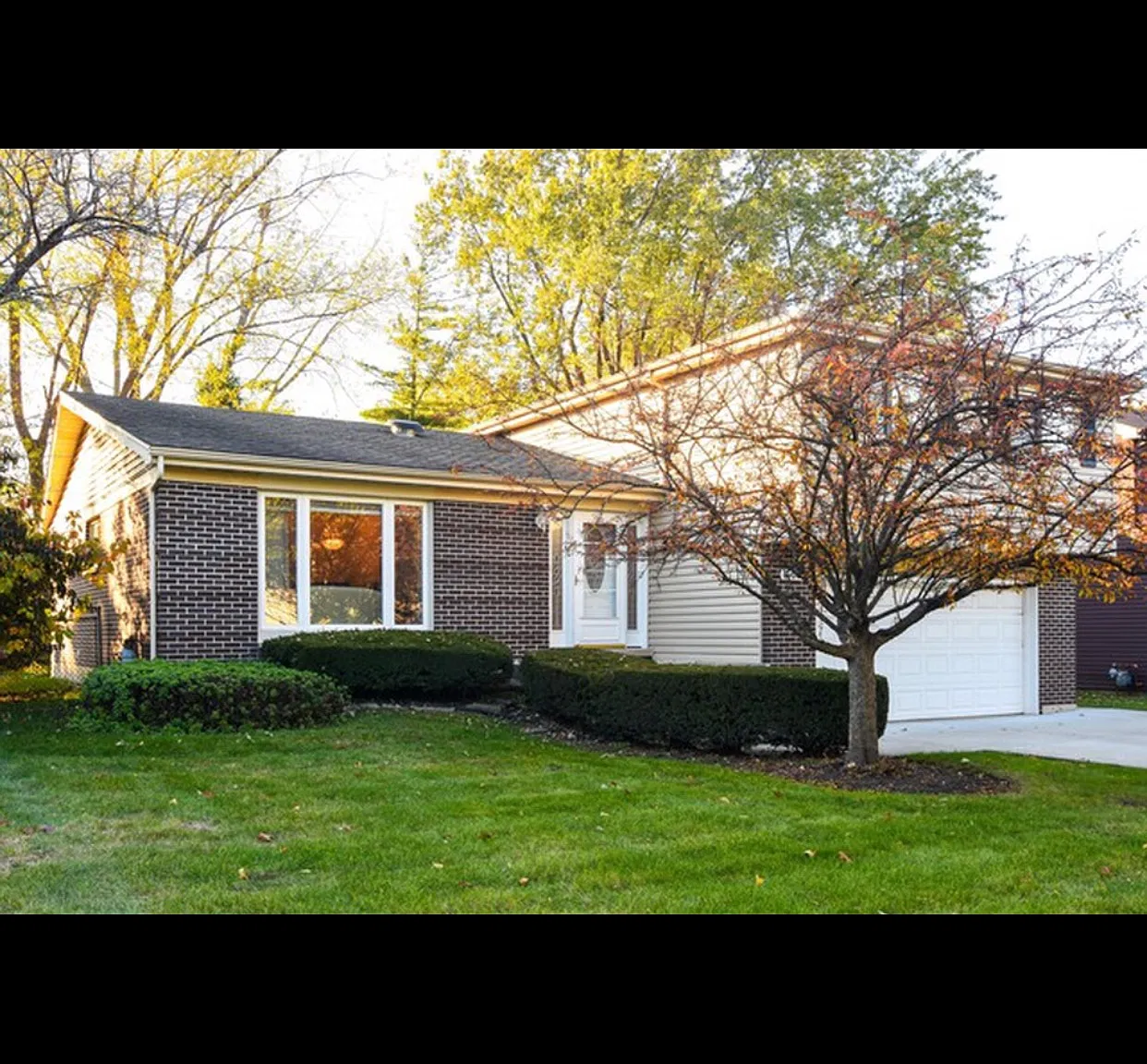 4 bed, 1761 sqft, $4,000 — Photo 1