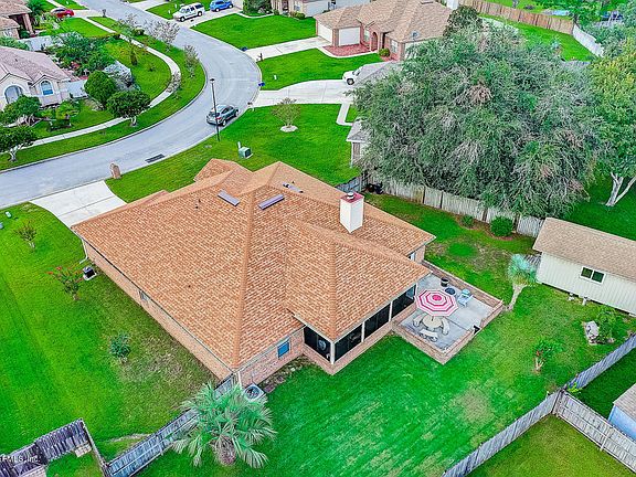 2nd image of 3908 Heavenside Ct