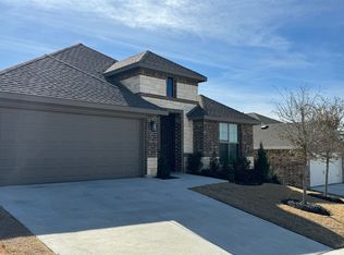 1817 Agarito Dr, Weatherford, TX 76086