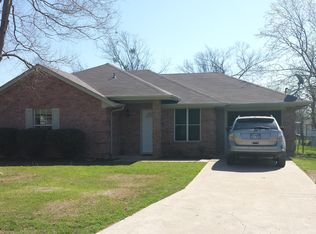 405 S 4th St, Grandview, TX 76050