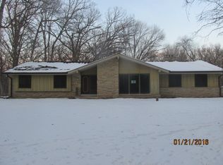 25510 Woodstead Rd, Waterford, WI 53185