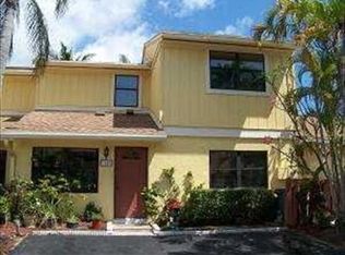 5185 Tennis Ln, Delray Beach, FL 33484