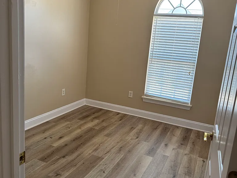 3 rd bdrm or office