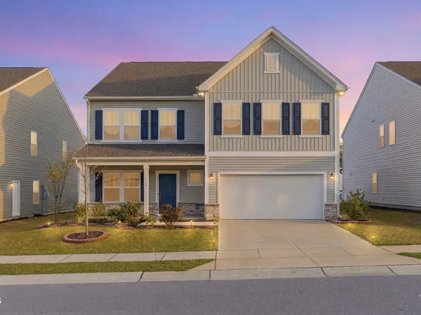 1408 Addison Lake St, Fuquay Varina, NC 27526