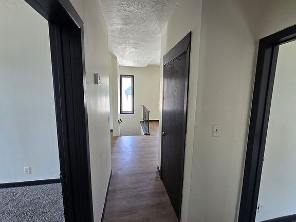 5th image of 1601 W 4th St