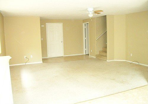 3rd image of 3241 Olive St
