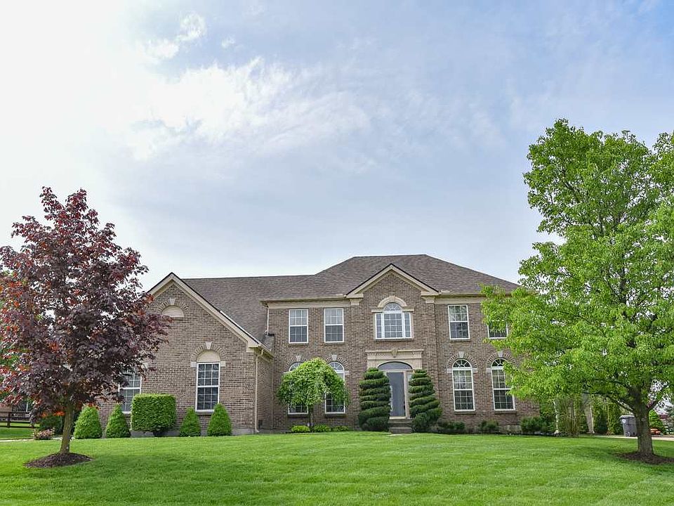 1st image of 594 Savannah Dr
