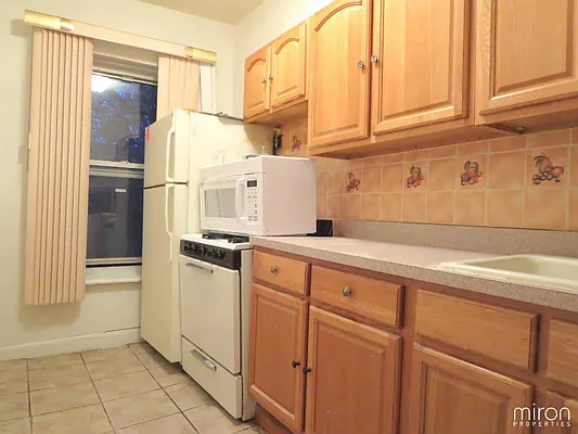 Rented by Miron Properties | media 11