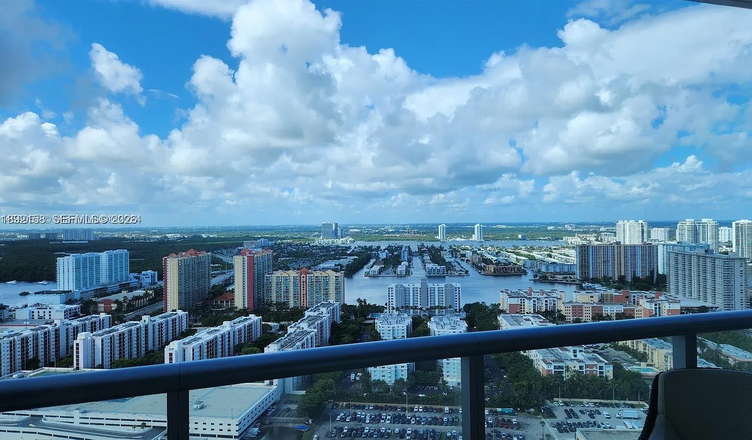 Jade Beach Condo — Photo 4