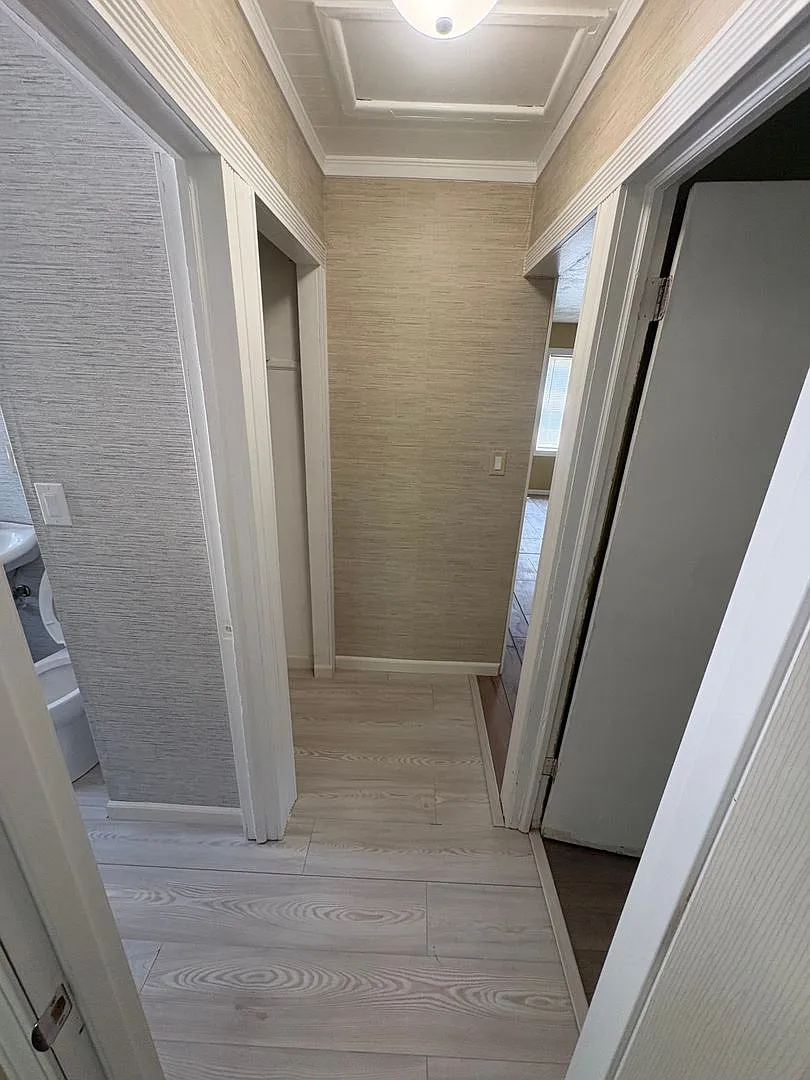 Cozy Ranch Home on a Corner Lot in Peoria's West Bluff $1,000/mo — Photo 3
