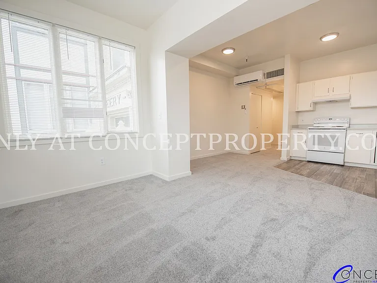 223 E 3rd Ave — Photo 22