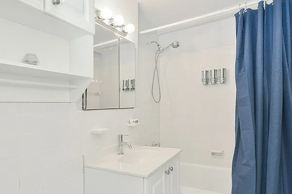 Sold by Level Group | media 4