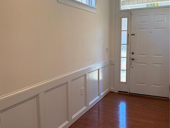 4th image of 903 Southlake Ct