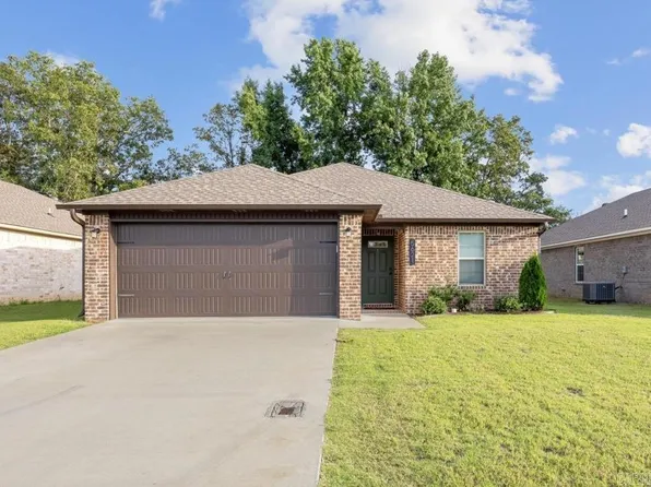 5621 Brookshire Dr, Jonesboro, AR 72401