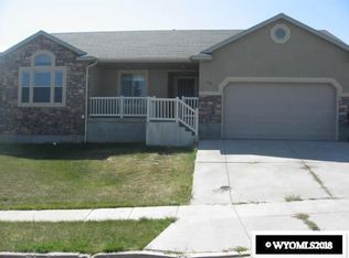 186 Southridge Rd, Evanston, WY 82930