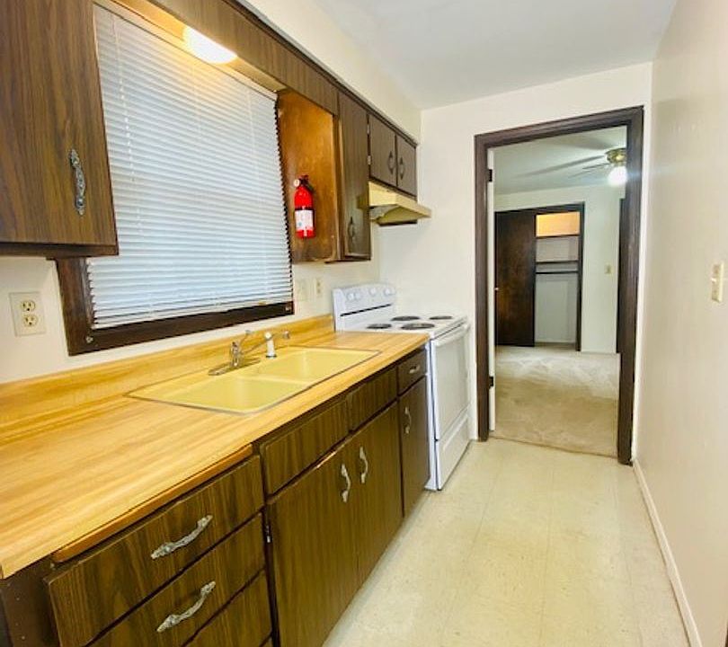 1st image of 420 S Maple Ave #11591561