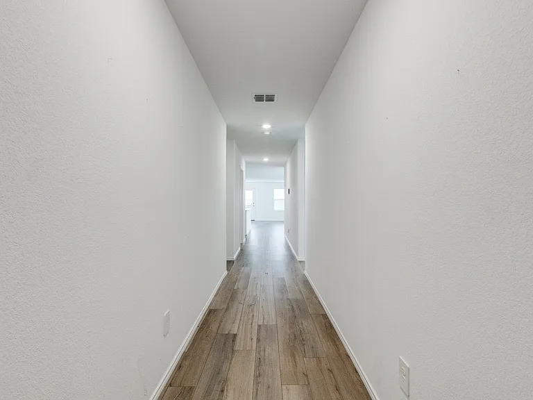 436 Frio Pass Trl — Photo 6