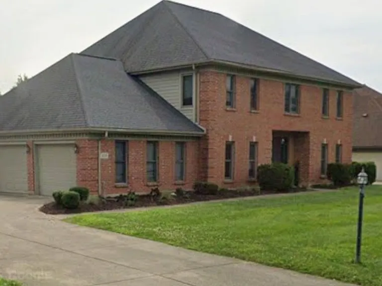 324 Redwood Blvd — Photo 1