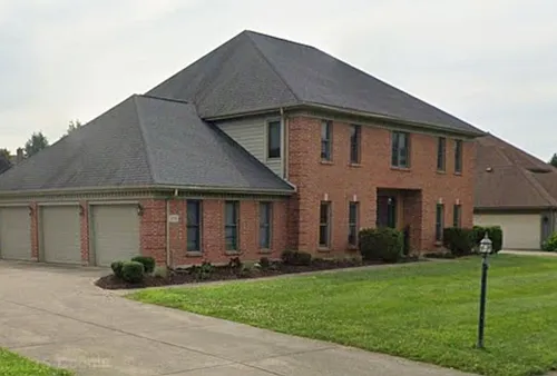 324 Redwood Blvd Photo 1