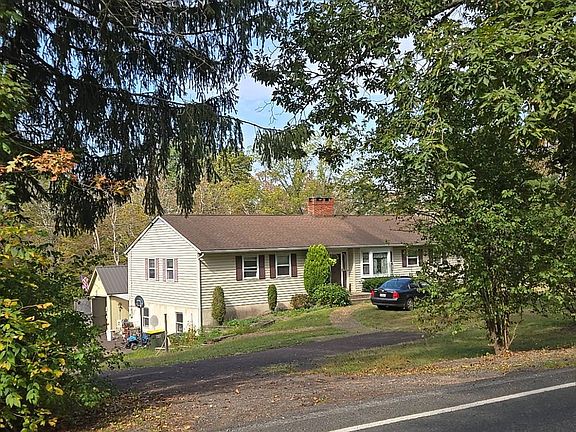 3rd image of 1604 Old Bethlehem Rd