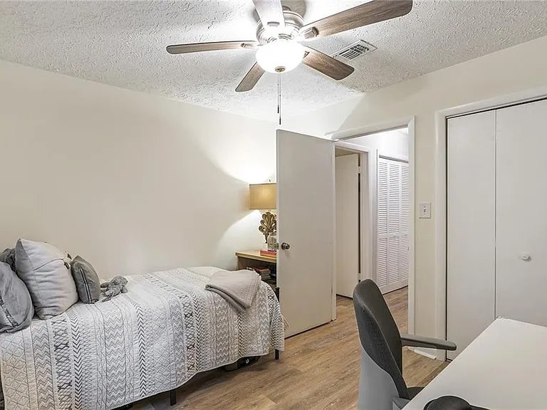 6800 Glenridge Dr #6820A — Photo 25