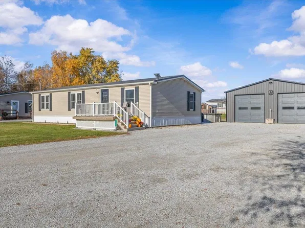 205 Cleland South Road, Alburgh, VT 05440
