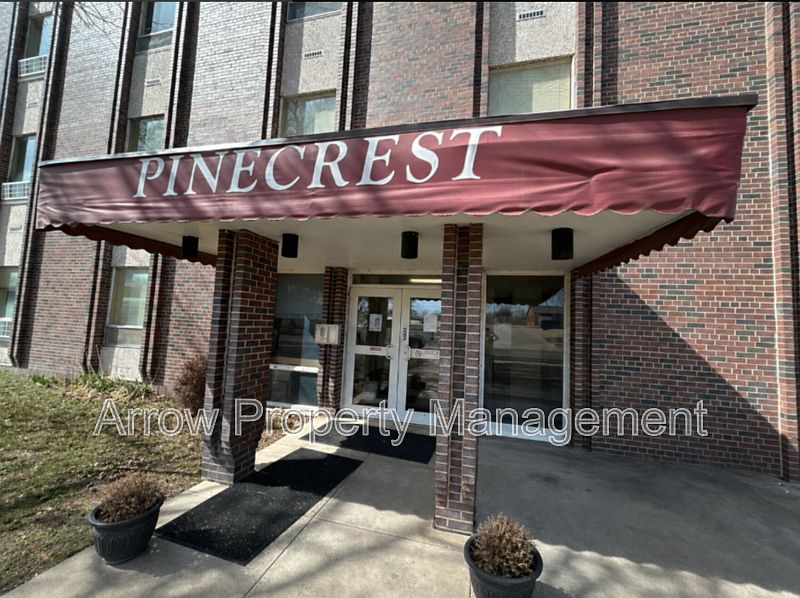 1st image of 1011 K St APT 105
