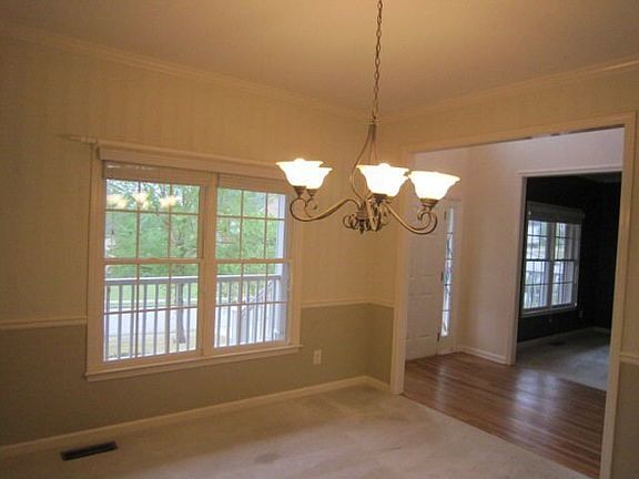 3rd image of 1458 Whisperwood Ln