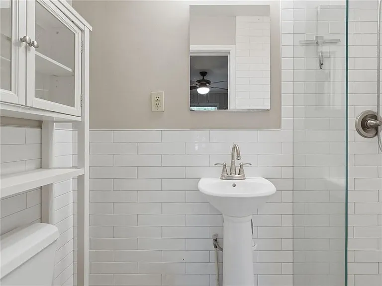 1111 N Valley Dr — Photo 27