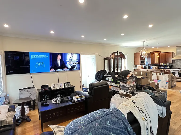 170 Cliff Ave — Photo 2