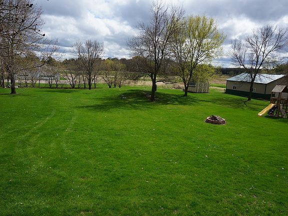 3rd image of 720 Rolling Meadows Ln SE
