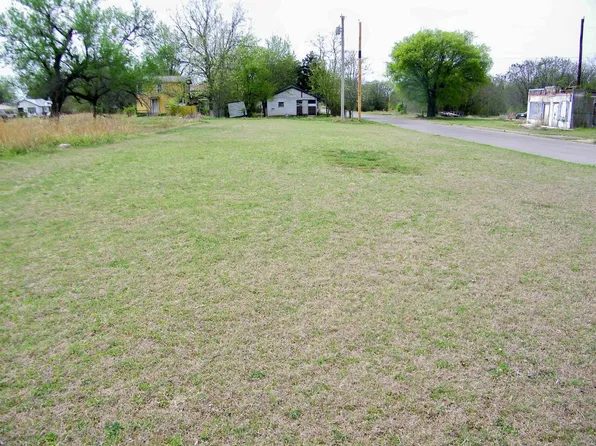 W Magnolia, Marlow, OK 73055