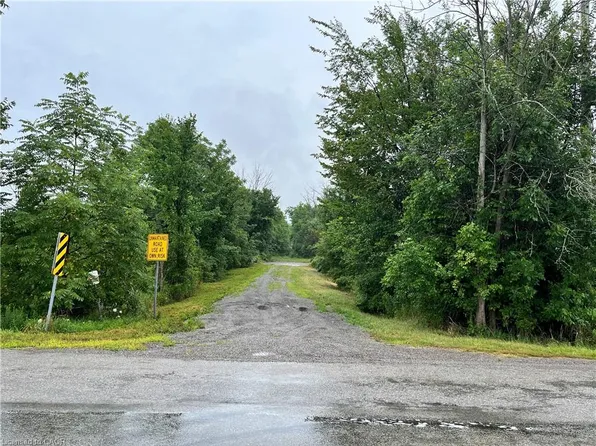 Pt Rp30r768 Point Lot 19-66, Alway Road Grimsby, ON L3M 4E7