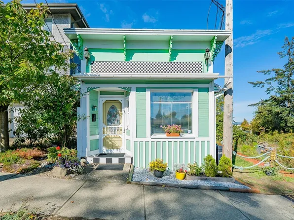 660 Albert St, Nanaimo, BC V9R 2W4