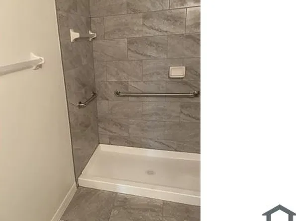 2615 9th Avenue Dr E, Palmetto, FL 34221