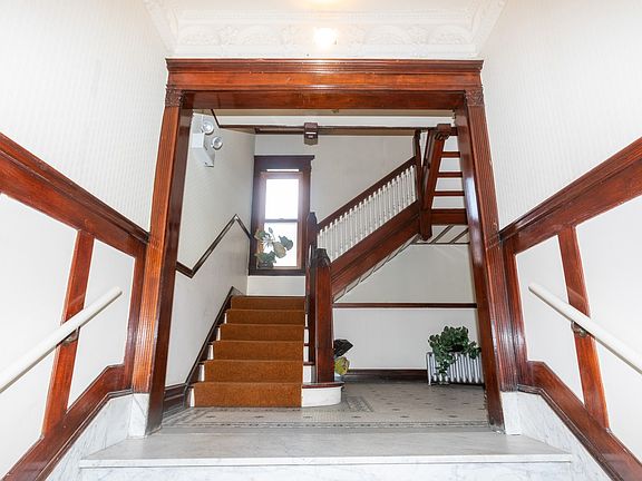 2nd image of 5306 S Cornell Ave #2
