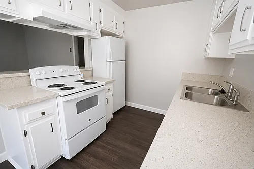 325 Stillman Ave #D Photo 1 325 Stillman Ave #D Photo 1