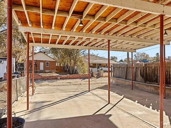 3rd image of 850 E Abriendo Ave