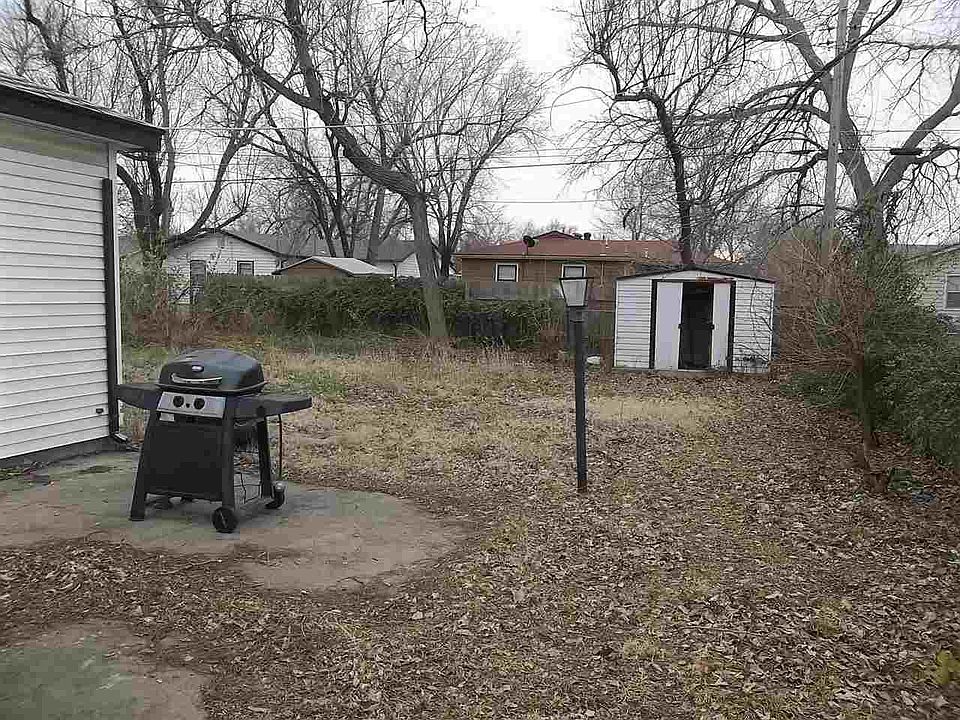 2nd image of 2403 W Rita Ave