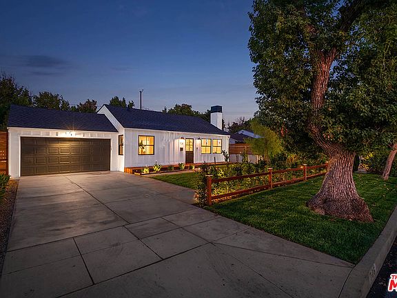 2nd image of 706 N Priscilla Ln