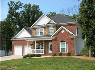 10179 Hunters Hollow Dr, Soddy Daisy, TN 37379
