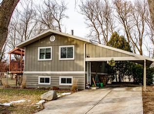 25 Krystana Way, Madison, WI 53711