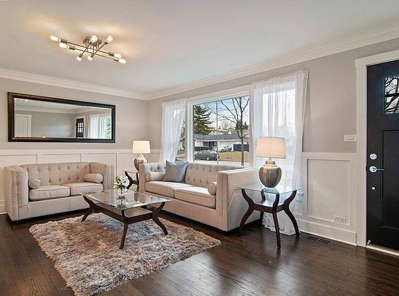 2nd image of 1439 Willow Ave