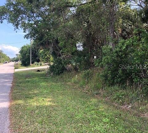 3rd image of Kew Gardens Ave