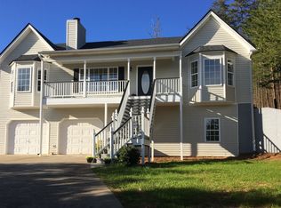 1076 Whispering Woods Dr, Canton, GA 30114