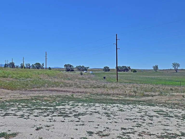 1495 Oxbow Dr — Photo 14