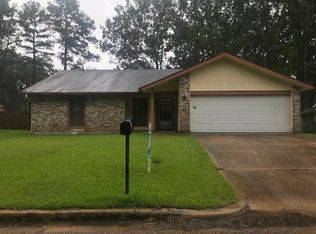 561 Spryfield Rd, Jackson, MS 39212
