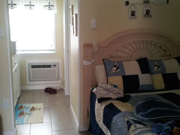 4th image of 8501 Long Beach Blvd #5