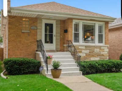 4565 N McVicker Ave, Chicago, IL, 60630